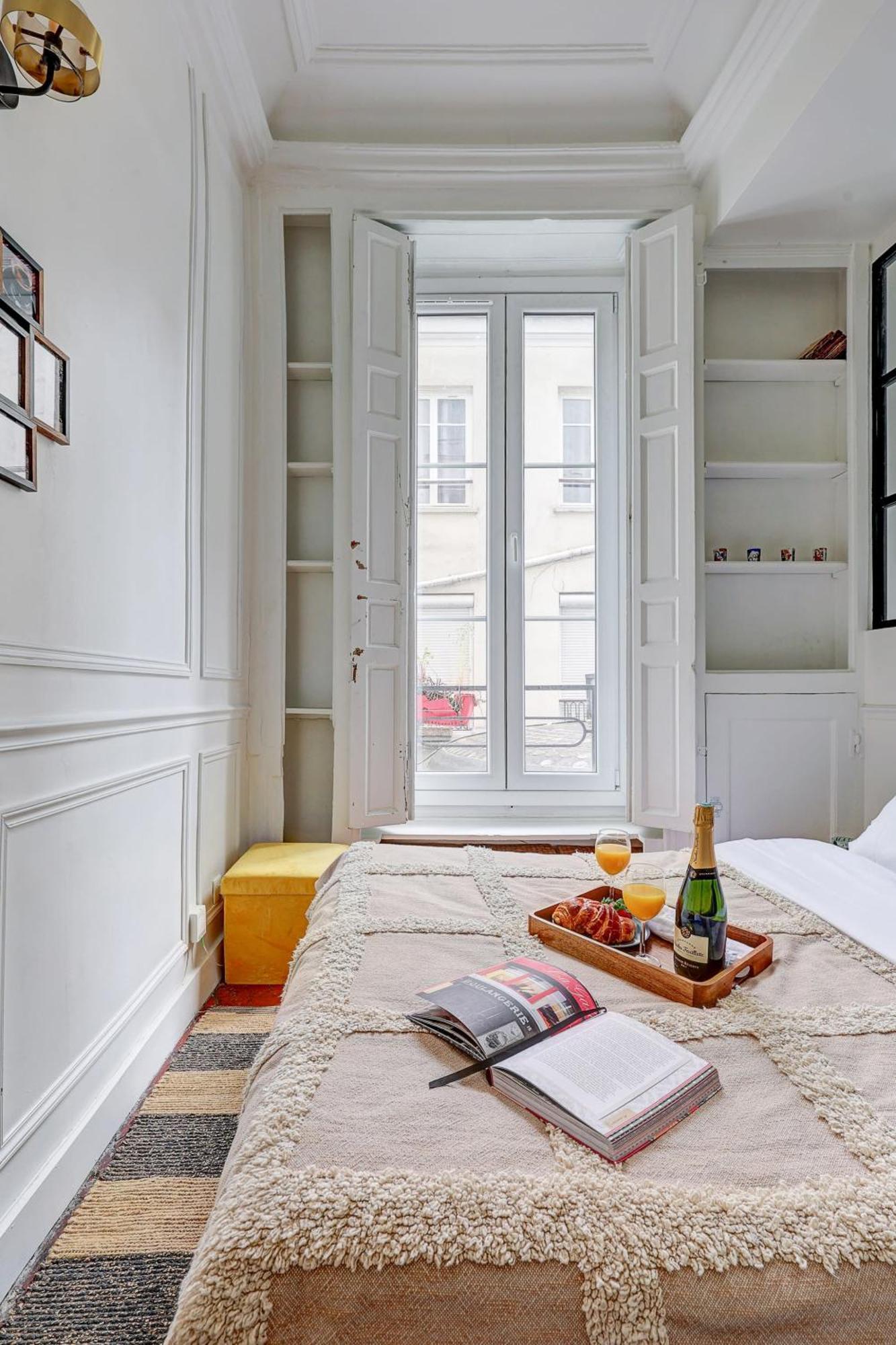 Eiffel Tower & Invalides - 1Br - Cityapartmentstay Paris Eksteriør billede